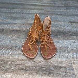 Sam Edelman Griffin Fringe Sandal - Saddle